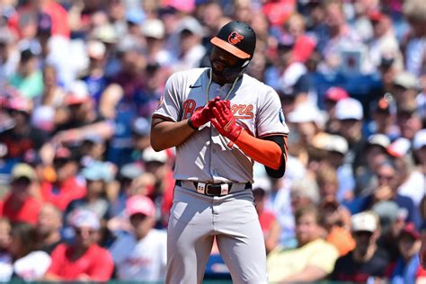 thr lott|In Baltimore, newly acquired Eloy Jiménez has a fresh start and a .